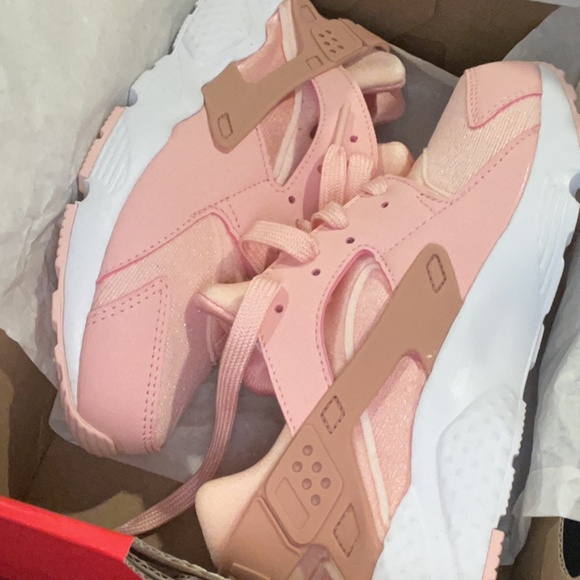 Huaraches - Picture 2 of 3